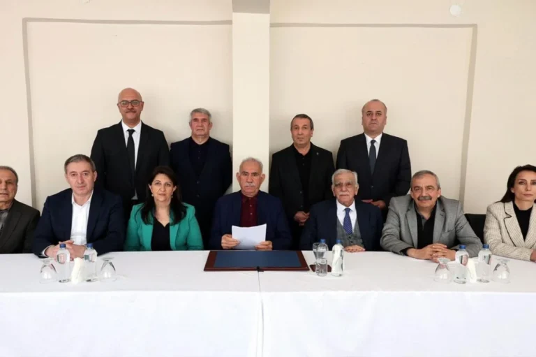 Çözüm sürecindeki kördüğüm