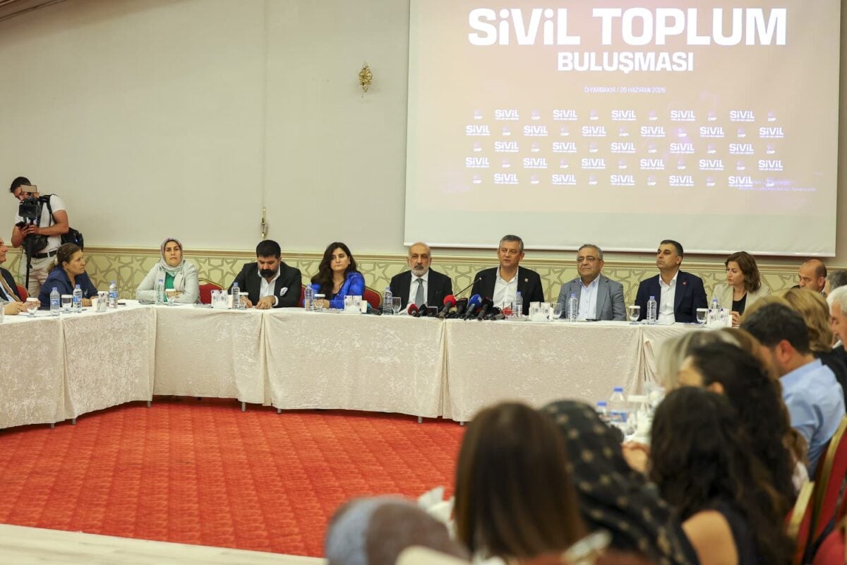 Özgür Özel'in Diyarbakır çıkarmasında neler oldu?