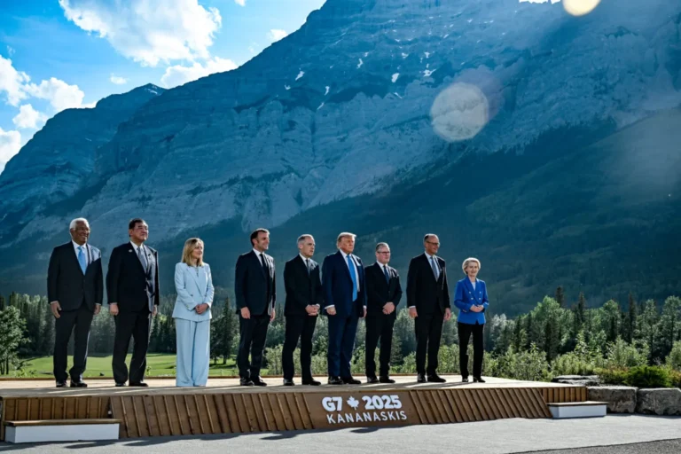 G7