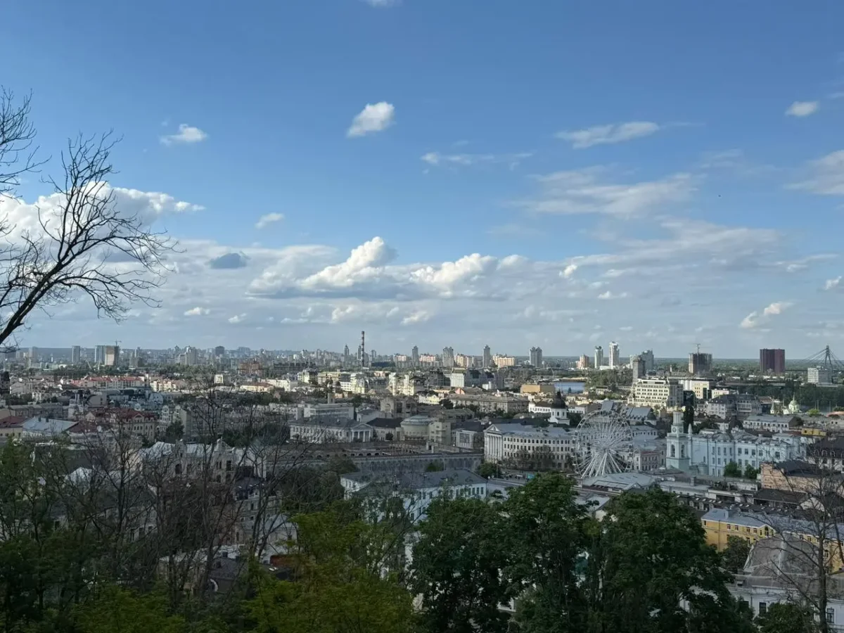 Kiev'li gençler savaşın içinde genç olmayı anlattı: "Gelecek planlarım var ama geceyi sağ çıkarıp çıkaramayacağımı bilmiyorum"