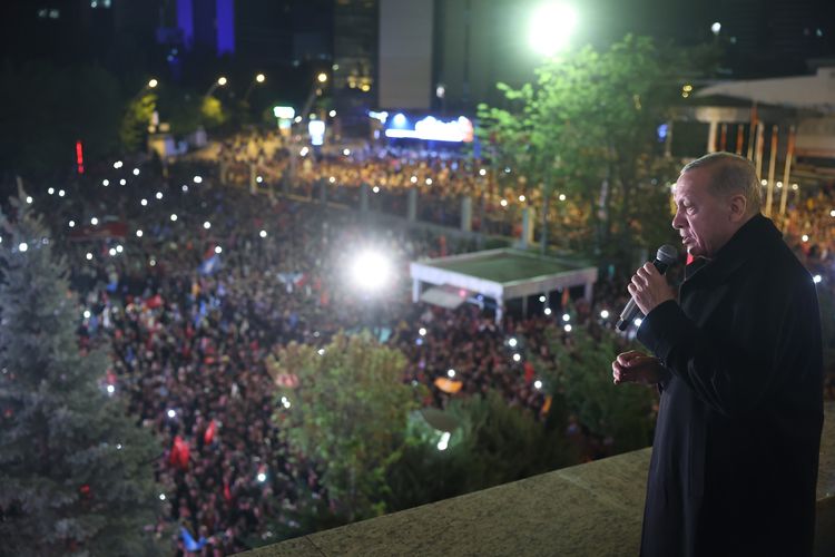 Ruşen Çakır yorumladı: "Adam" her durumda kazanır mı?