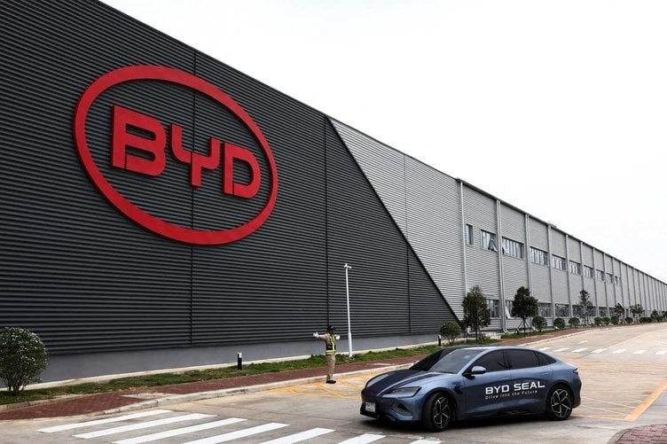 BYD Türkiye fabrikasını askıya aldı