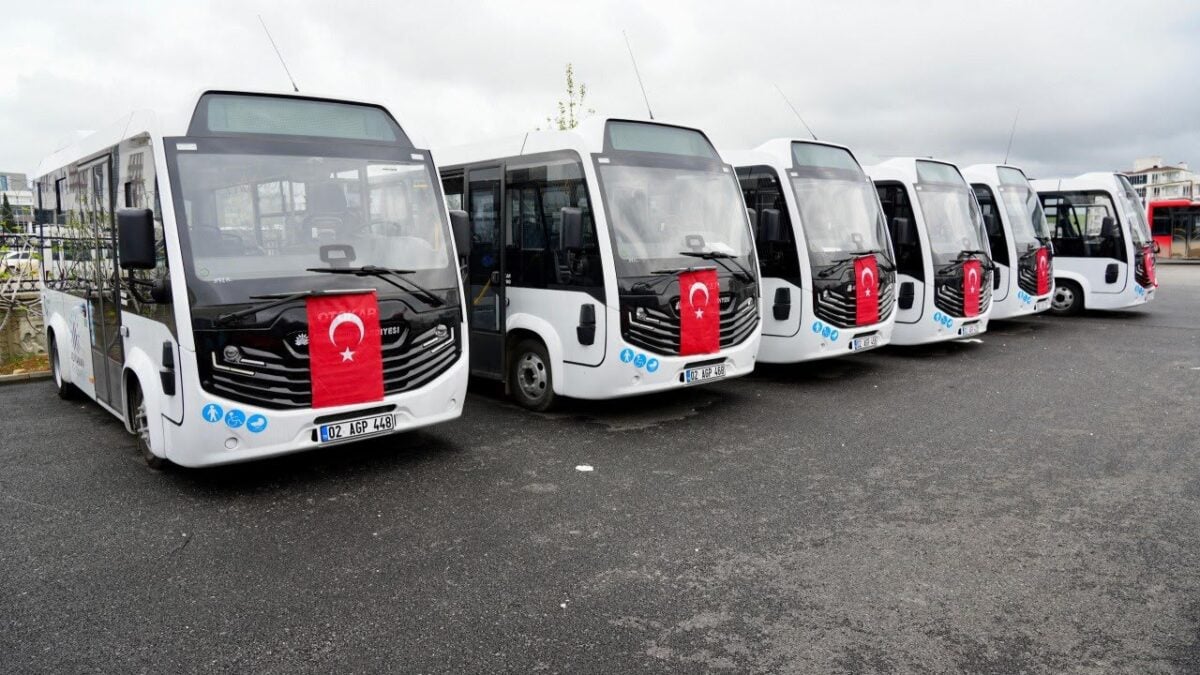 Adıyaman Belediyesi filosunu 26 araçla büyüttü, ilk yarıda 2,5 milyon yolcuya ulaşıldı