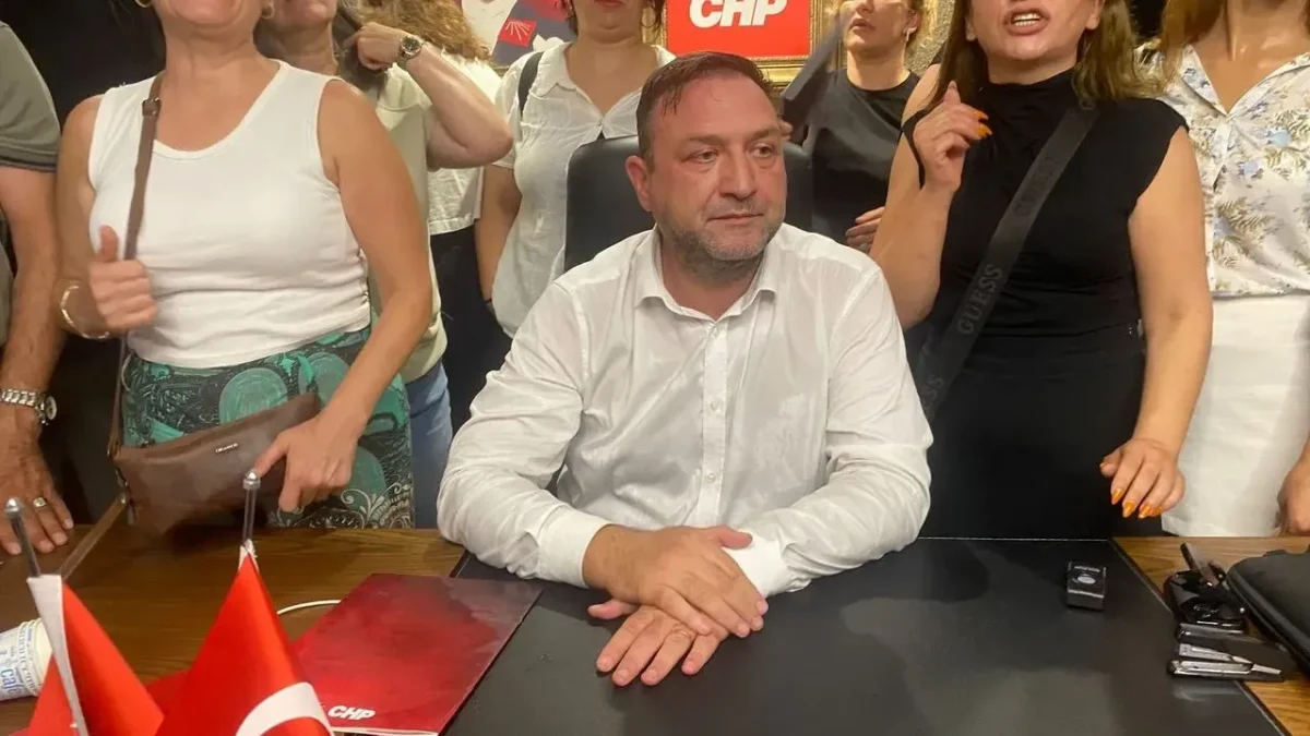 Göksel Göksu yazdı | CHP'nin kalesi İzmir'de neler oluyor?