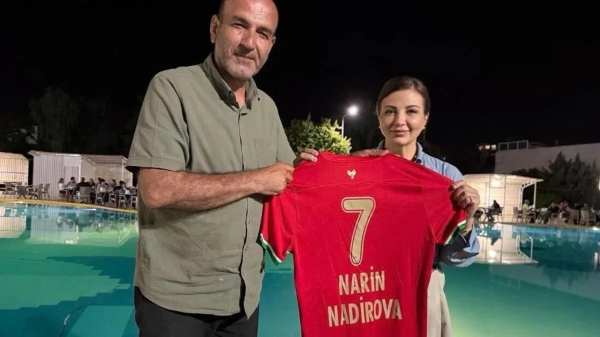 Narin Nadirova Amedspor'da dış ilişkilerden sorumlu başkan yardımcısı oldu