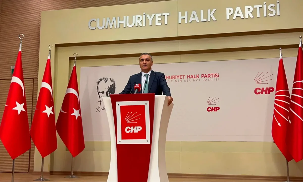 CHP'de 26 il yönetimi