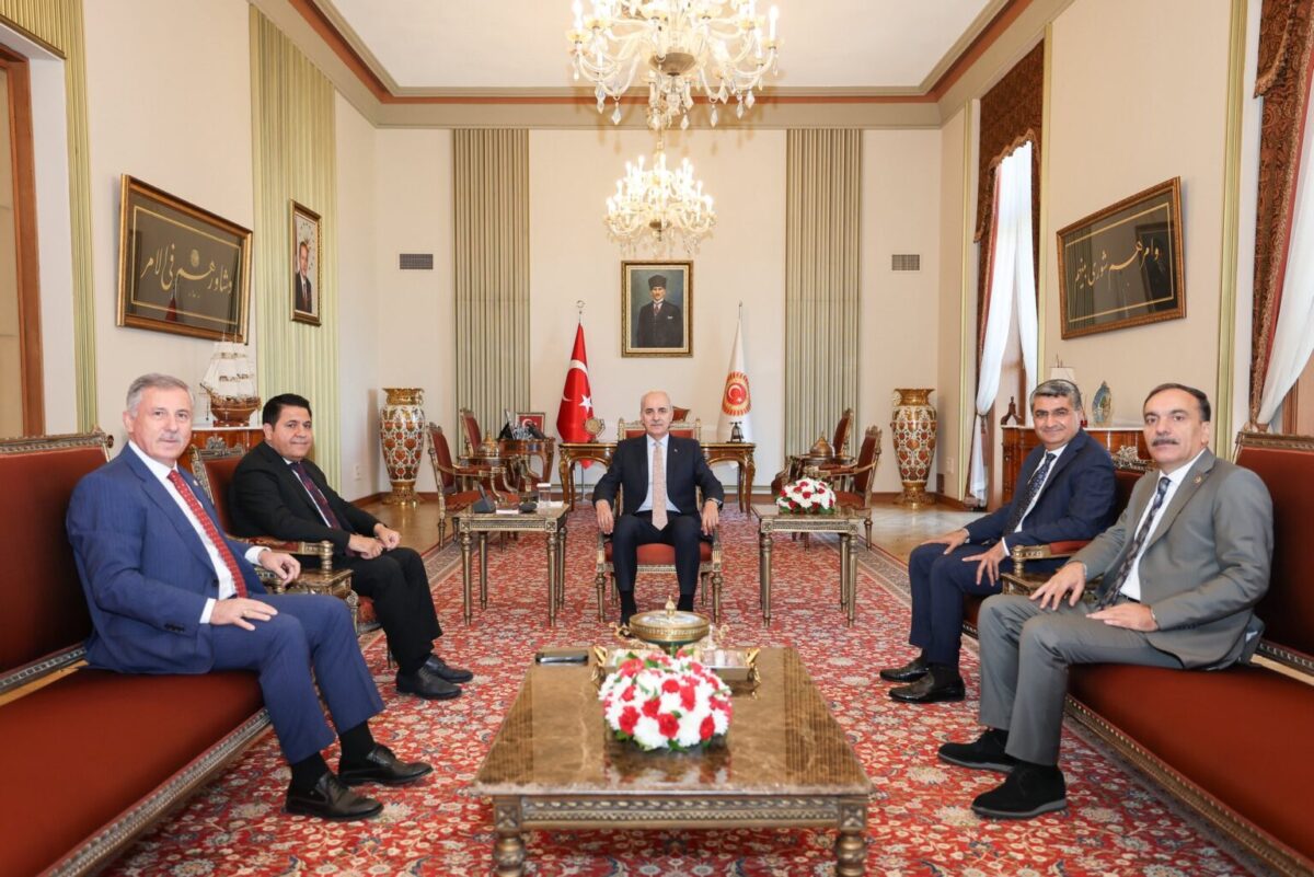 Numan Kurtulmuş'tan "çerçeve yasa" ziyaretleri