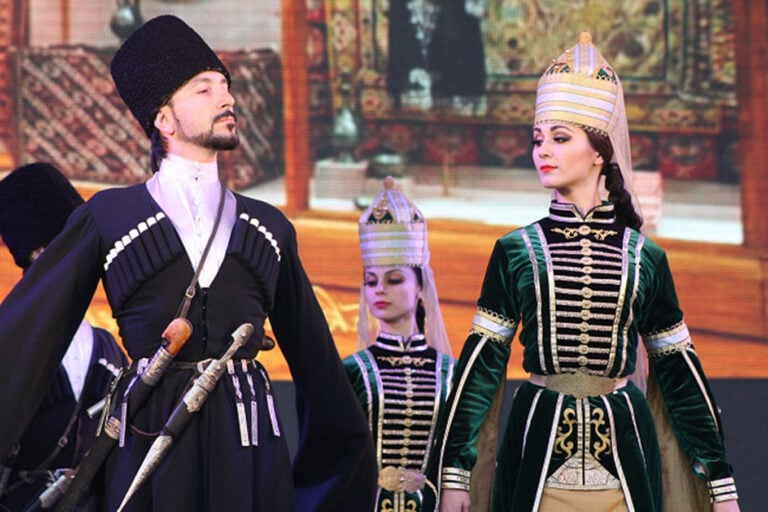 Yusuf Tunçbilek yazdı: Yeni çözüm sürecinde Çerkeslerin sessizliği