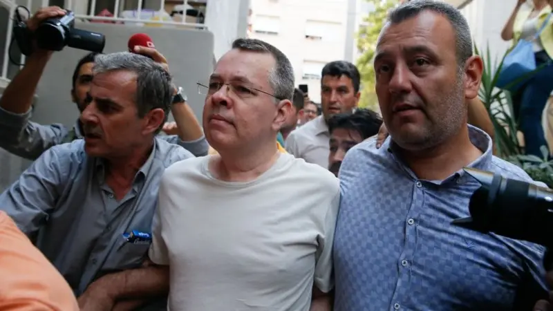 Rahip Brunson gözaltı