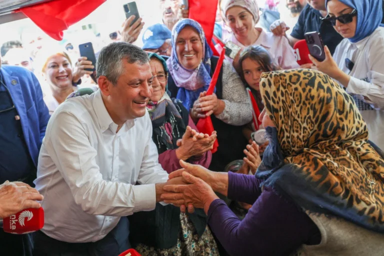 Özgür Özel'in enerjisi
