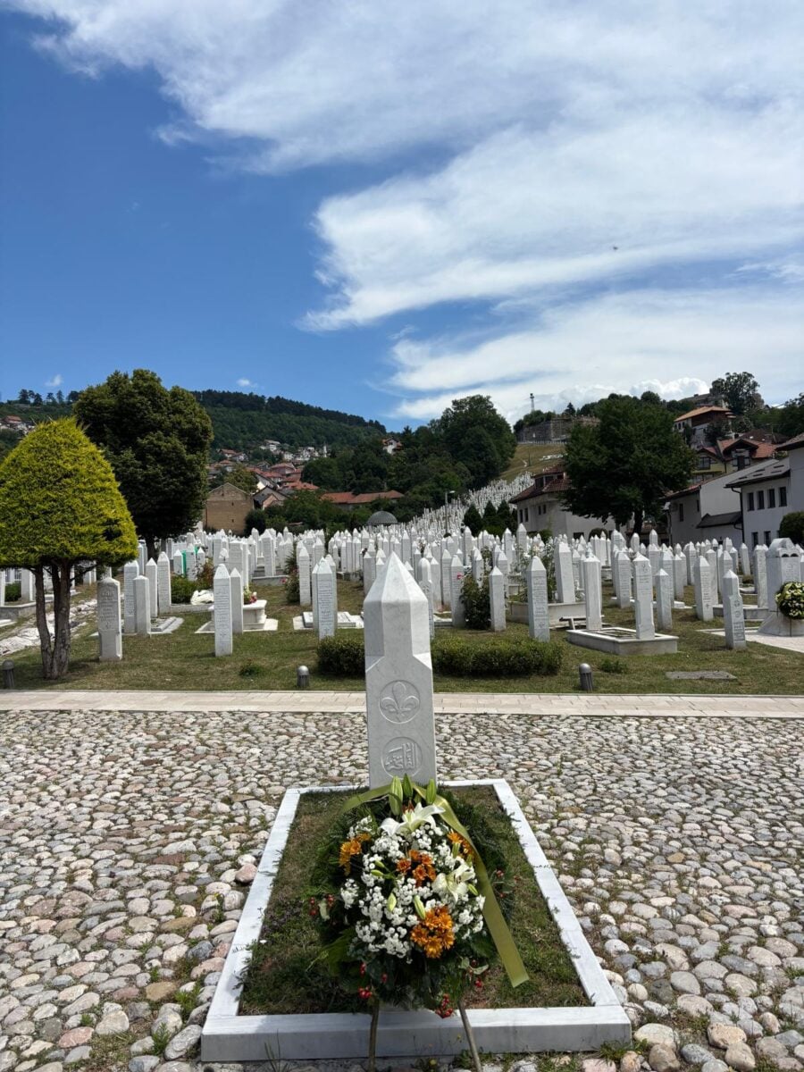Tarık Çelenk yazdı: Srebrenitsa'nın tohumları bir milleti inşa ederken