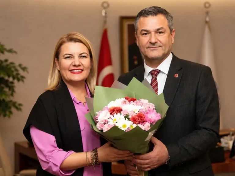 İzmit Belediyesi’nde başkanvekili Lütfü Obuz oldu