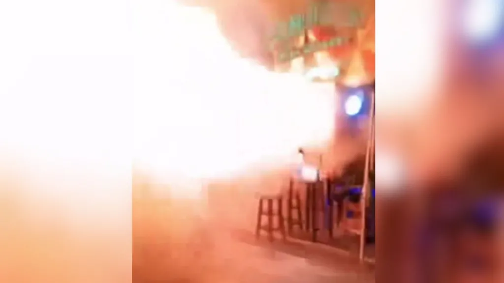 tayland bar yangını