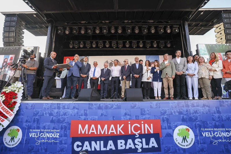 Özgür Özel Mamak’ta
