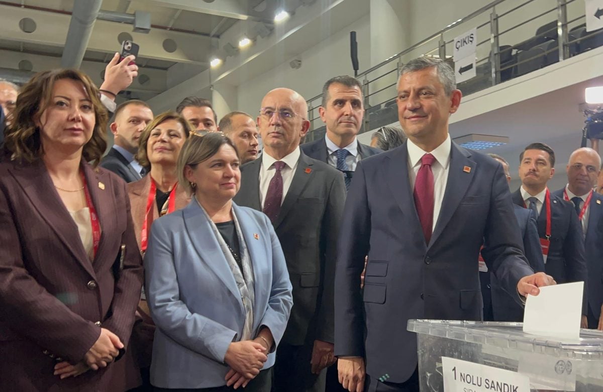 CHP partide kalan eski yöneticileri ihraç edecek