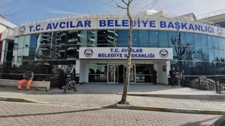 Avcılar Belediyesi'ne operasyon