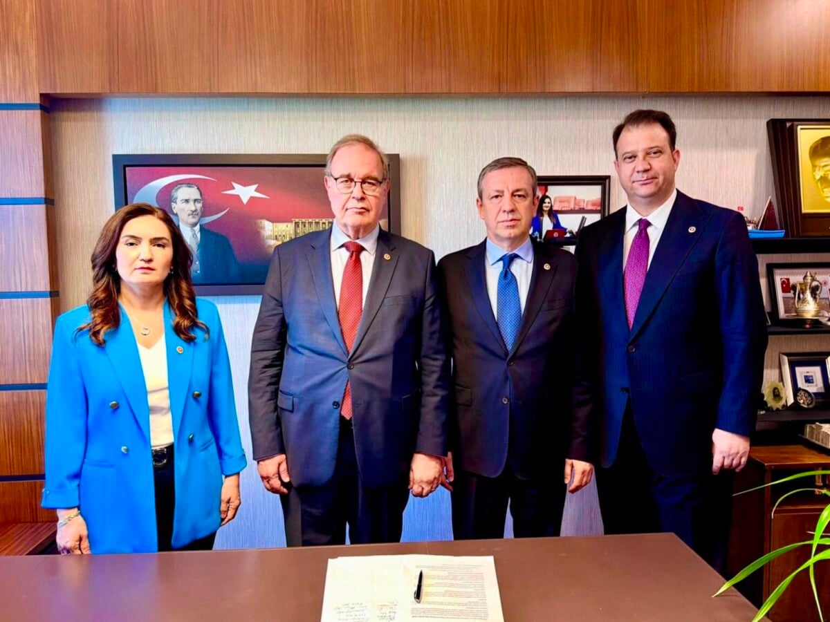 Çerçeve yasa Meclis’e AKP, MHP, DEM Parti, CHP imzasıyla sunuldu: YENİ Parti süreci eleştirdi, görüşmelerde destek sinyali verdi