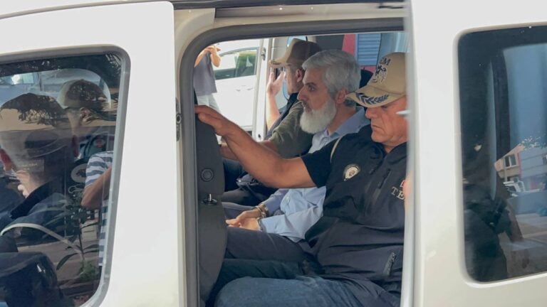 Furkan Vakfı'na operasyon: Alparslan Kuytul ve eşi Semra Kuytul gözaltına alındı