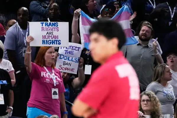 Enes Kanter WNBA maçında salondan çıkarıldı