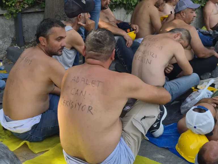 Madenciler alacakları için eyleme devam ediyor: "Çarptık böldük hesap tutmuyor"