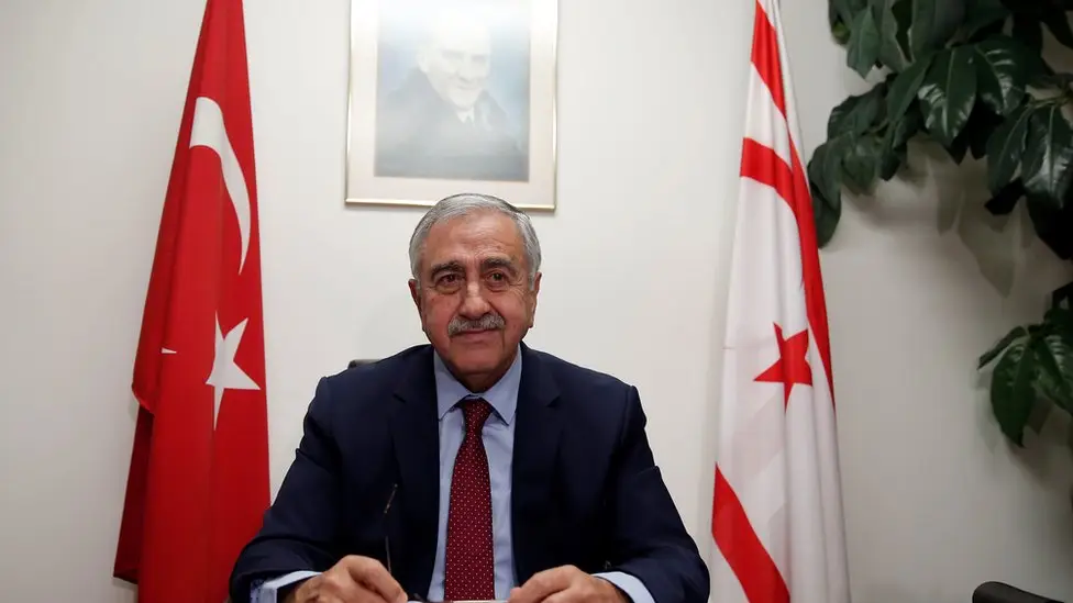 Mustafa Akıncı kimdir?