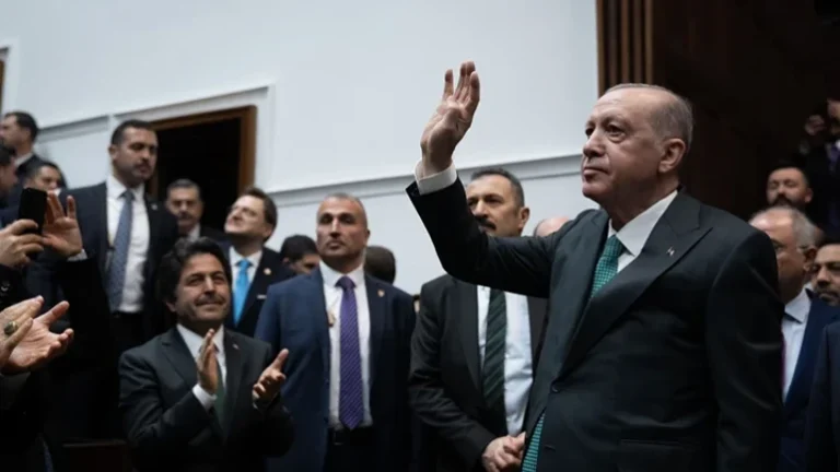 Muktedirin üç alameti