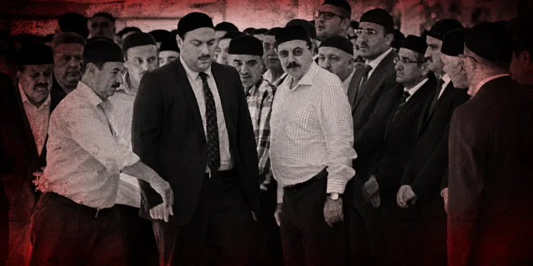Siyaset üzerindeki kara büyü