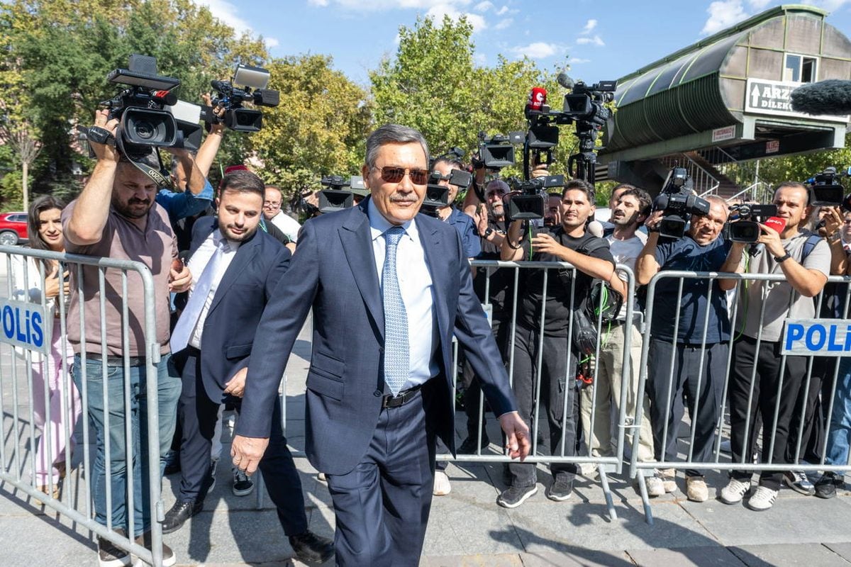 Melih Gökçek ifade verdi, bilgi paylaşmadı: "500 sefer sıçradım, hepsinden takipsizlik aldım, beni yakalayamadılar"