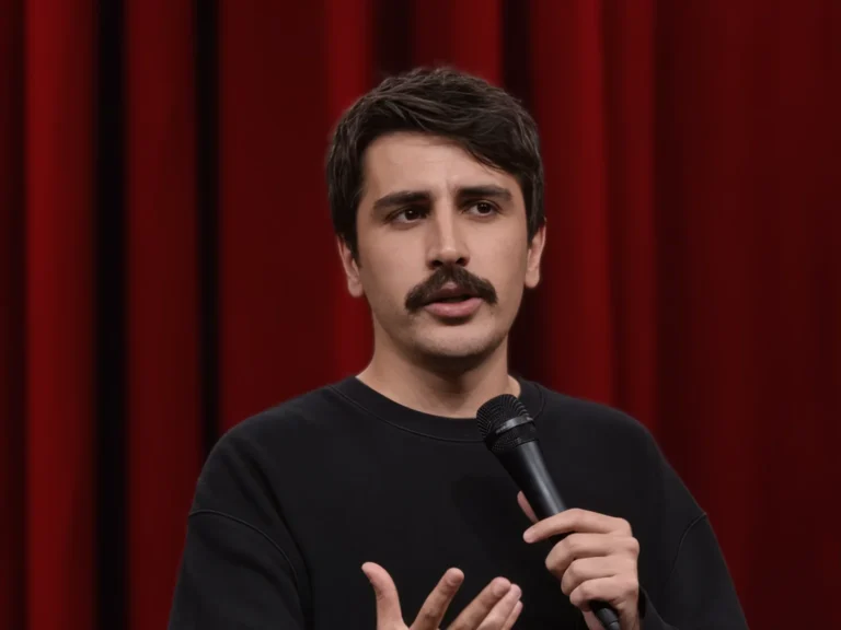 Stand up comedian freed 1