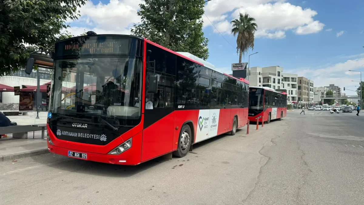 Depremle yıkılan Adıyaman'da şimdi de ulaşım