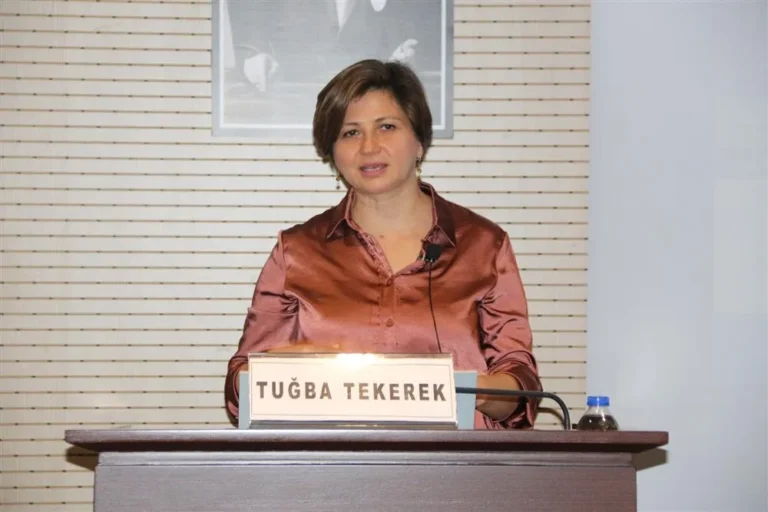 Tutuklanan gazeteci Tuğba Tekerek