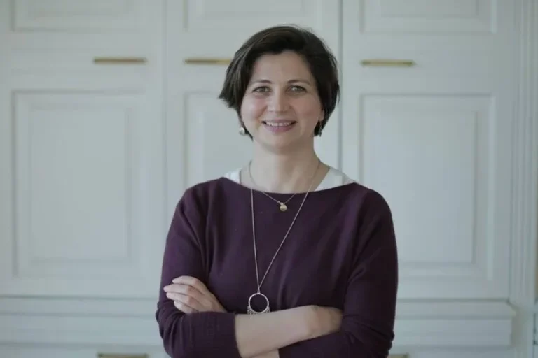 Gazeteci Tuğba Tekerek