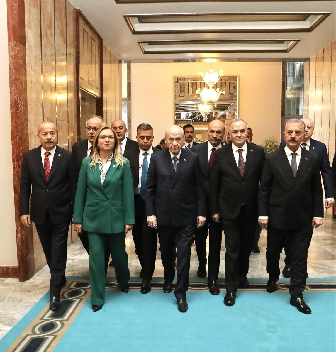 Meclis açıldı: YENİ Parti Erdoğan konuşurken Genel Kurul’u terk etti