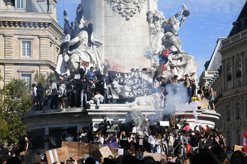 Fransa protestolar