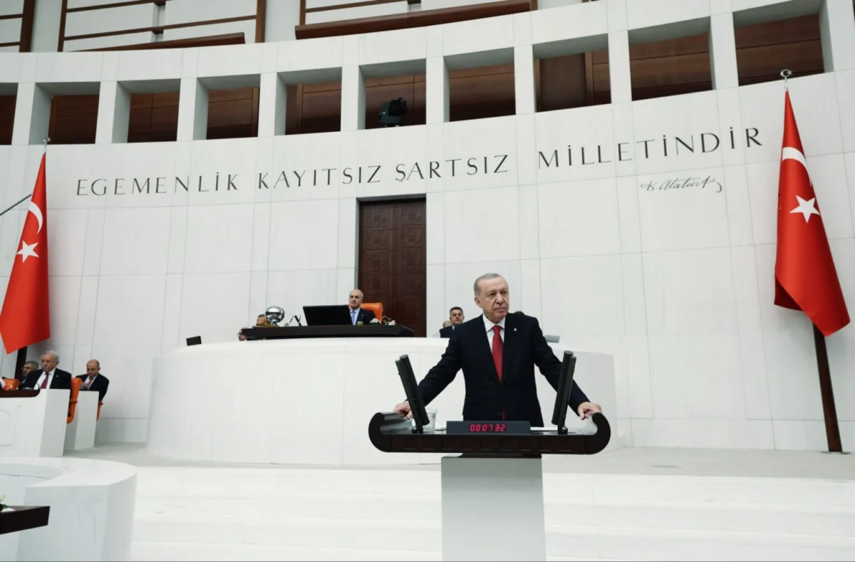 Meclis açıldı: YENİ Parti Erdoğan konuşurken Genel Kurul’u terk etti