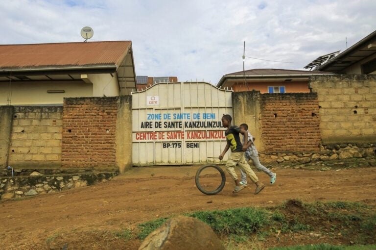 Ebola salgını Batı Afrika'ya