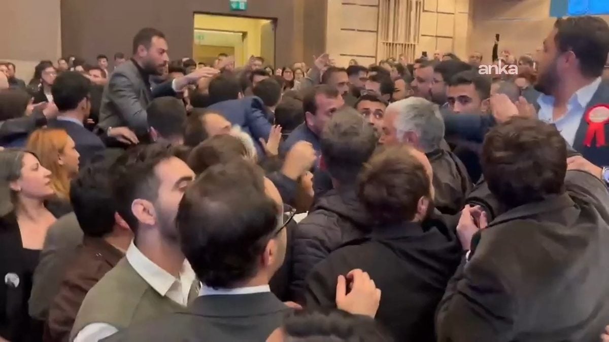 İstanbul Barosu Genel Kurulu’nda avukatlar arasında kavga çıktı