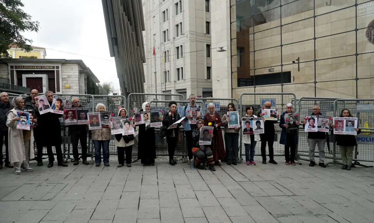 Cumartesi Anneleri 1127. haftada Dargeçit Kayıpları için adalet istedi