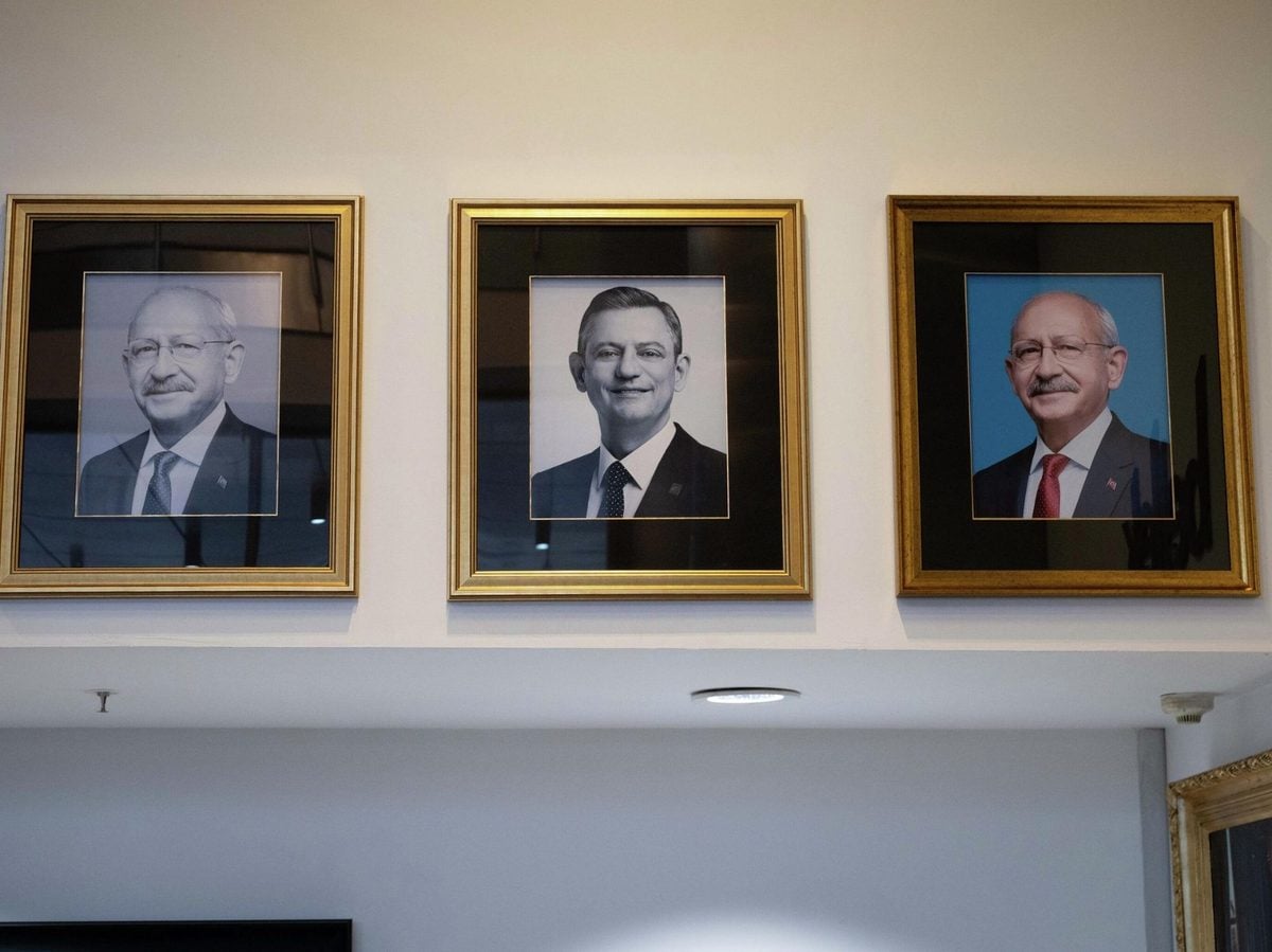 CHP arşivine de butlan: Özgür Özel dönemi tamamen silindi