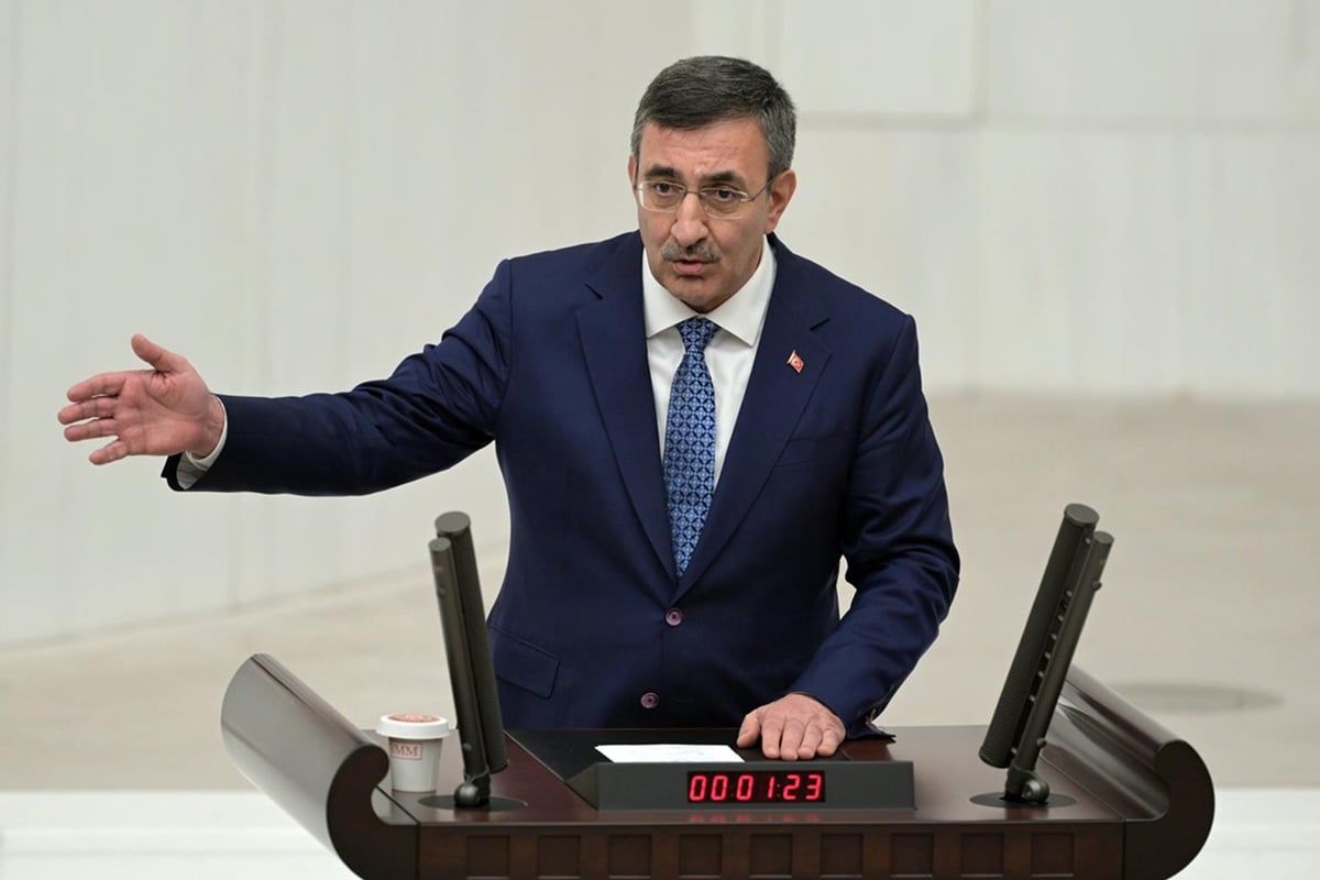 YENİ Parti üçüncü kez “kriz masasını” topladı | Cevdet Yılmaz fon krizinin yol haritasını Meclis’te anlattı, muhalefet araştırma komisyonu istedi