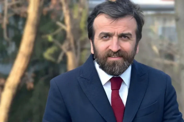 İbrahim Paşalı kimdir?