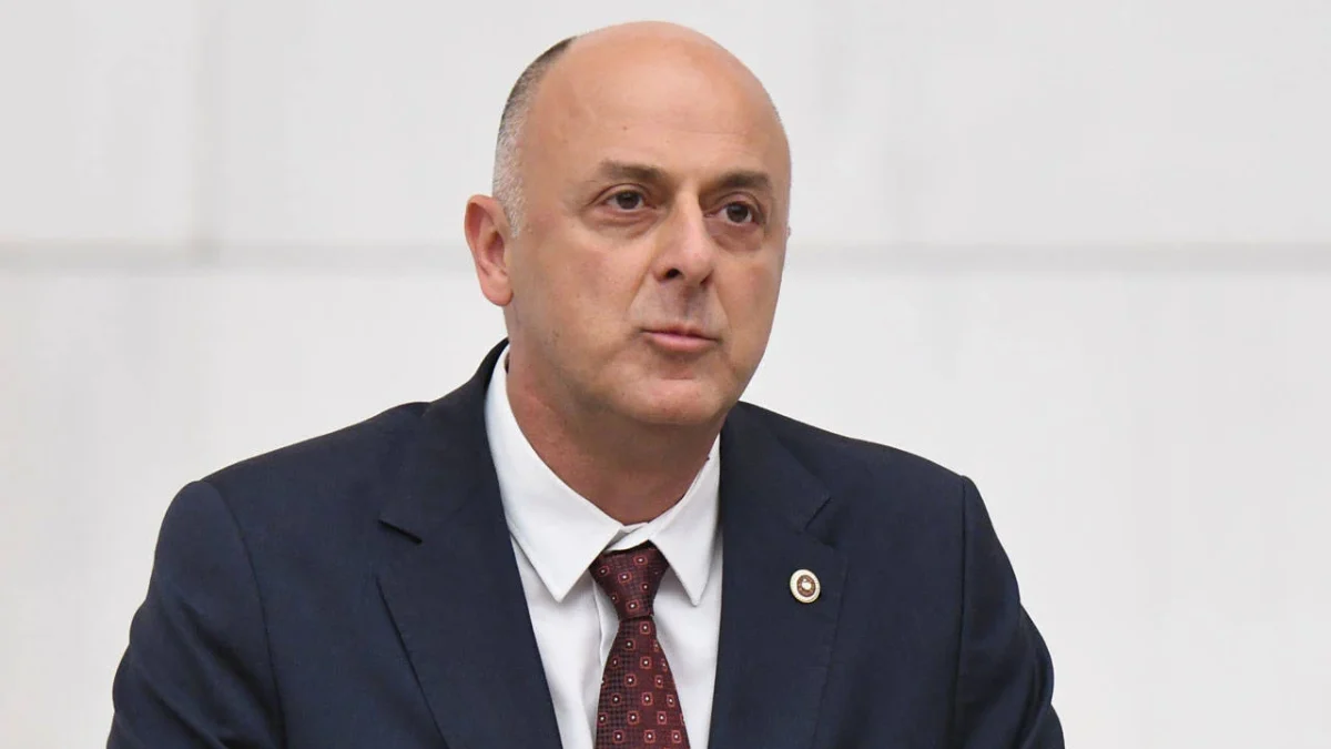 Ümit Özlale'den fon krizi açıklaması: İki bakanın ismini verdi