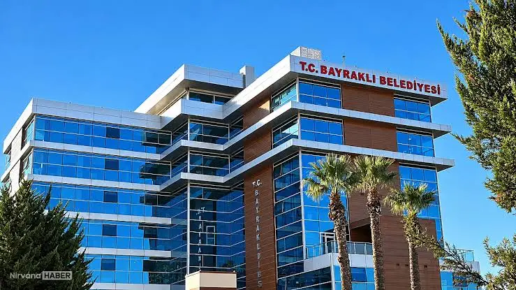 Bayraklı Belediyesi'ne operasyon