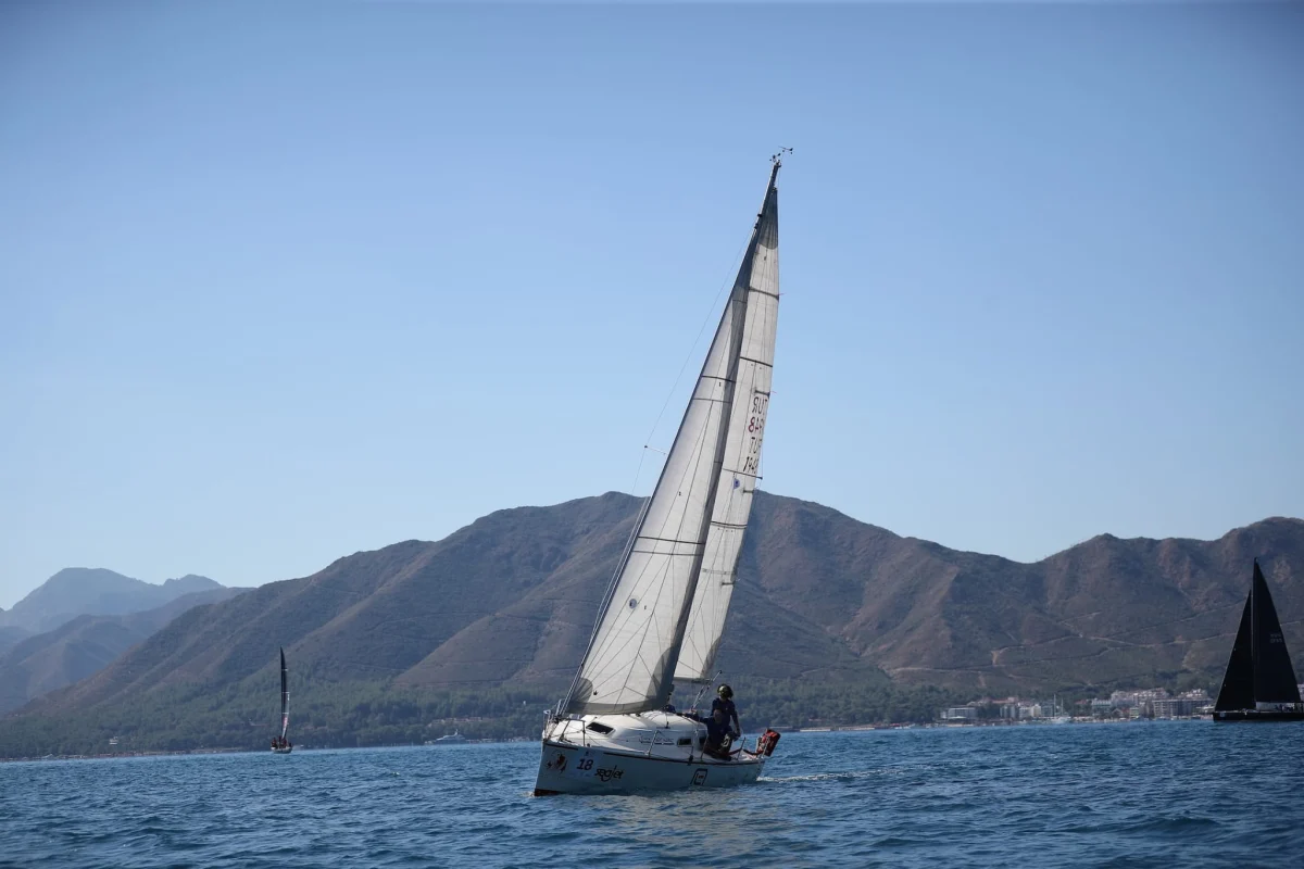 Marmaris’te yelken heyecanı