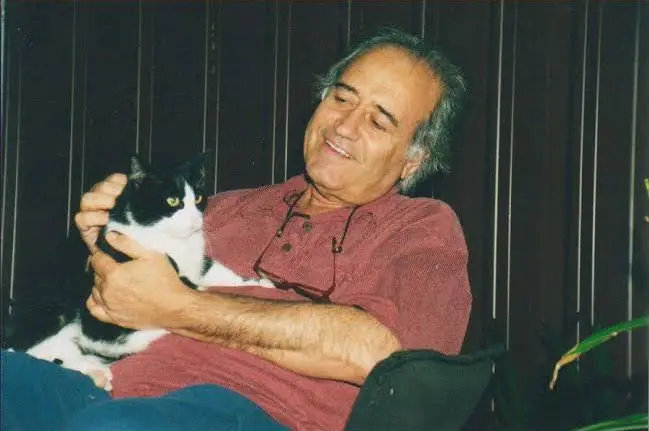 Nihat Ziyalan hayatını kaybetti
