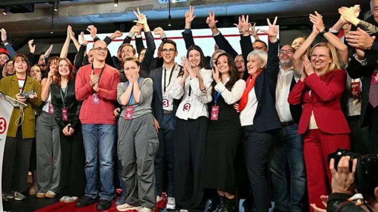 sırbistan öğrenci hareketi
