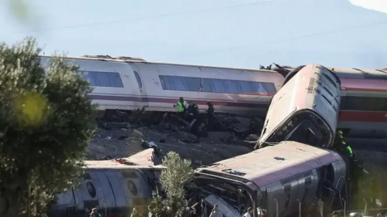 İspanya’da iki tren