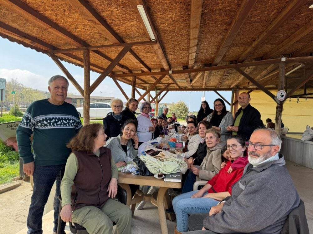 Foto 1 - Yalova Atalık Tohum Takas Kulübü Gönüllüleri